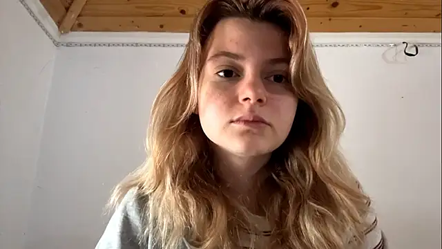 Snapshot of AlanaPostell chatting on 30, 11, 2025 AlanaPostell online show from 30, 11, 2025