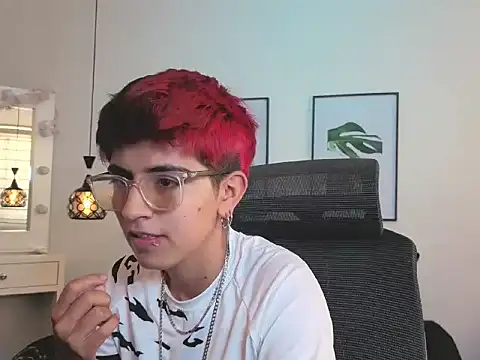 valeryevansvg online show from 1, 12, 2025