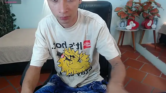 LucassSmith11 online show from 1, 12, 2025