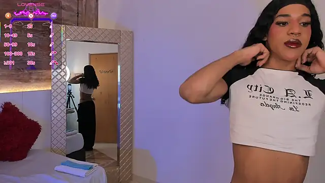 Amaia Monroe online show from 15, 7, 2026