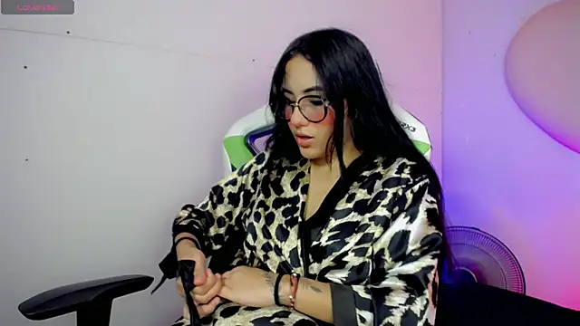 Mishell hot  online show from 30, 11, 2025