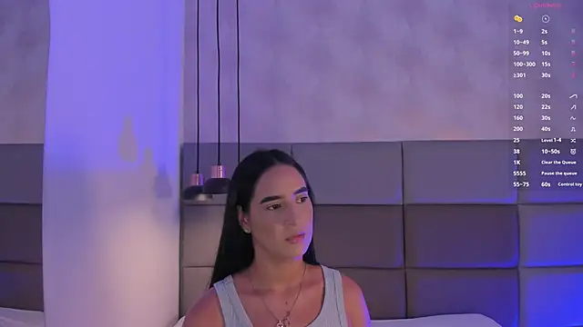 Emily luve online show from 4, 12, 2025