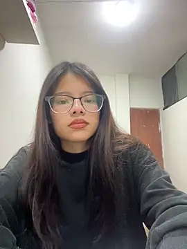 Snapshot of omifresita chatting on 19, 6, 2026 omifresita online show from 19, 6, 2026