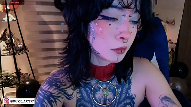 Snapshot of AryRousse chatting on 7, 5, 2026 AryRousse online show from 7, 5, 2026