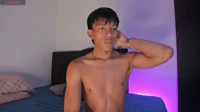 santinaughty online show from 6, 2, 2026