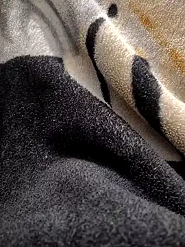 TwinklyBasket897 online show from 14, 12, 2025