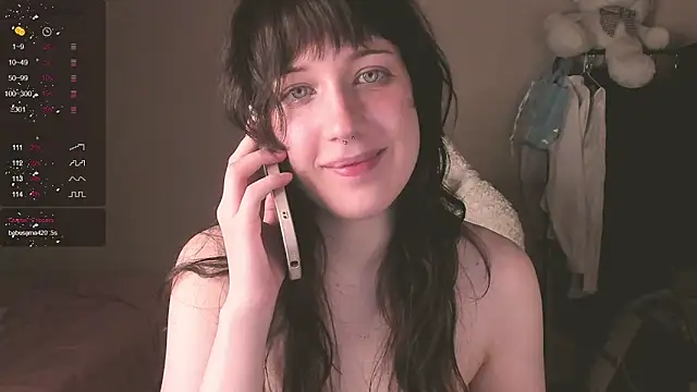 Snapshot of MePretty chatting on 26, 11, 2025 MePretty online show from 26, 11, 2025