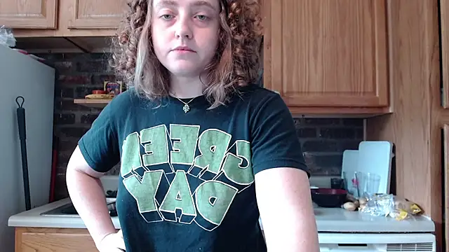 DeliaBlew online show from 22, 6, 2026