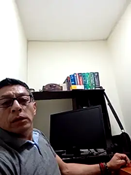 JRAdams23 online show from 17, 12, 2025