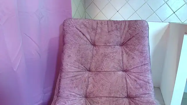 Snapshot of brunette_candyy_ chatting on 16, 3, 2026 brunette candyy online show from 16, 3, 2026