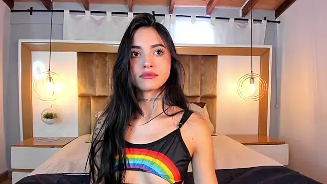 BrianaJhons19 online show from 7, 1, 2026