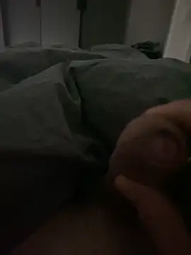 Snapshot of Magicboysz chatting on 4, 12, 2025 Magicboysz online show from 4, 12, 2025