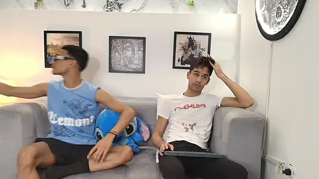 BIG COCKS online show from 16, 12, 2025