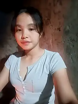 Pretty-haert online show from 5, 12, 2025