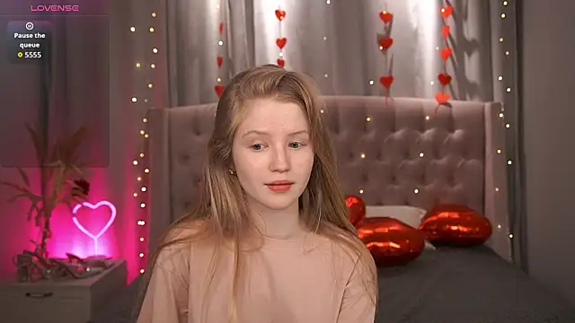 LilianHoward online show from 13, 2, 2026