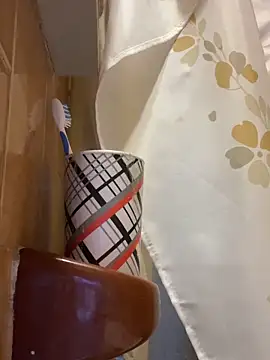 Petebulimia online show from 4, 2, 2026