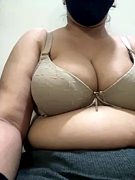 Snapshot of sexy_dhara chatting on 2, 12, 2025 sexy dhara online show from 2, 12, 2025