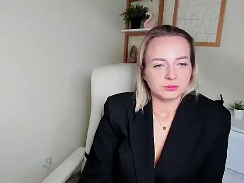 Karenblond online show from 2, 12, 2025