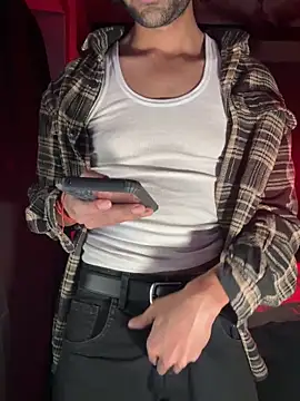 Snapshot of fitboy_xxx chatting on 12, 5, 2026 fitboy xxx online show from 12, 5, 2026