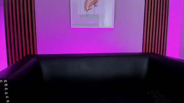 Ariana collinss online show from 3, 7, 2026