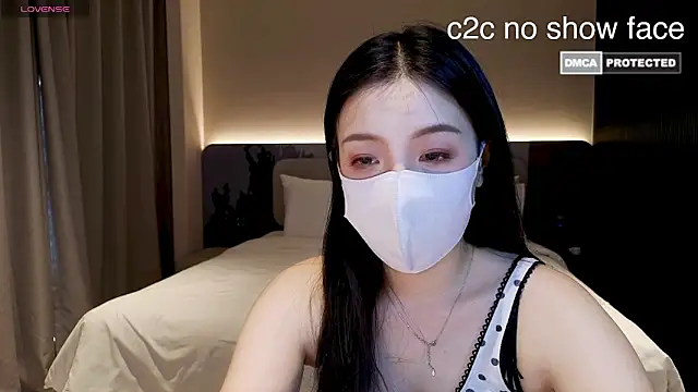 nayomi 34f online show from 15, 5, 2026
