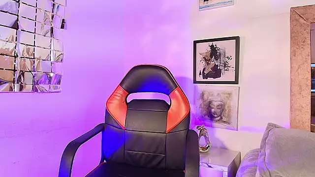 ElenaLauren online show from 27, 3, 2026