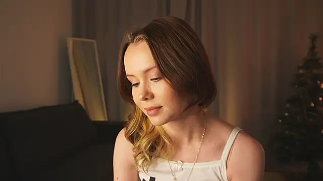 Snapshot of not_you_doll chatting on 2, 12, 2025 not you doll online show from 2, 12, 2025