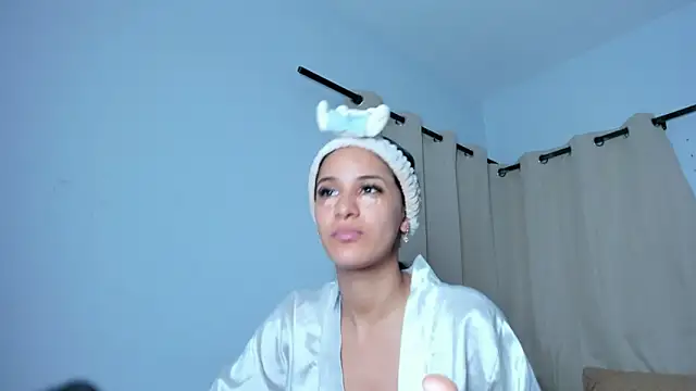 Samantha luv  online show from 23, 3, 2026