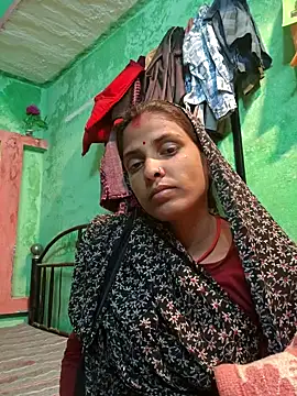 Hotgirl AN online show from 3, 12, 2025