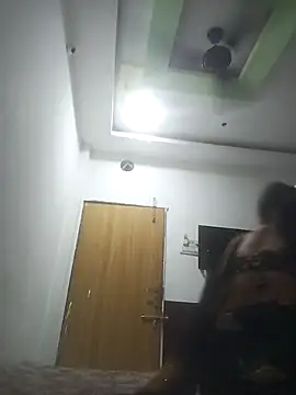 Snapshot of Your-shreya143 chatting on 14, 2, 2026 Your-shreya143 online show from 14, 2, 2026