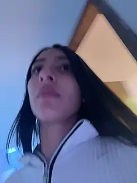 lya  brown online show from 7, 4, 2026