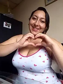 Valeria montana  online show from 12, 1, 2026