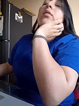 Valeria montana  online show from 19, 2, 2026