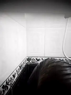 Valeria montana  online show from 8, 4, 2026