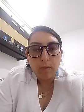Snapshot of Valeria_montana_ chatting on 23, 4, 2026 Valeria montana online show from 23, 4, 2026