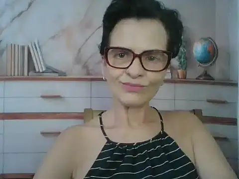 Snapshot of Luna-Hot0802 chatting on 9, 2, 2026 Luna-Hot0802 online show from 9, 2, 2026
