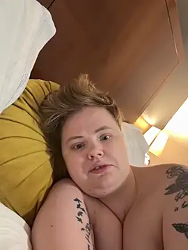 Snapshot of kimberlyAnnwilber96 chatting on 2, 12, 2025 kimberlyAnnwilber96 online show from 2, 12, 2025