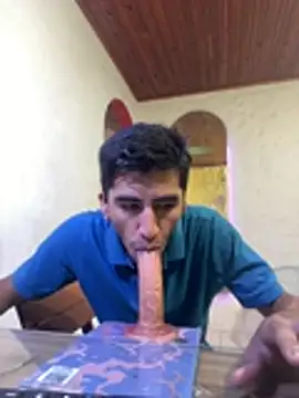 maxI dick33 online show from 3, 3, 2026