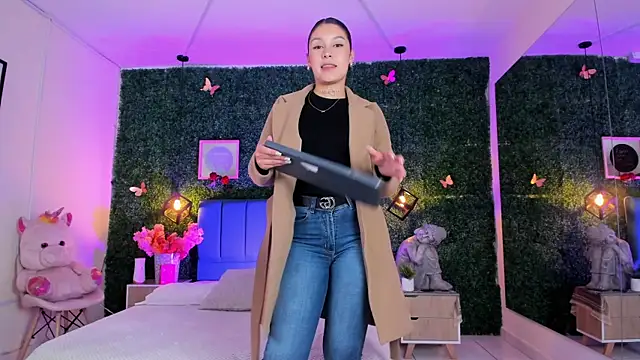 Snapshot of GabyyCute_ chatting on 11, 1, 2026 GabyyCute online show from 11, 1, 2026