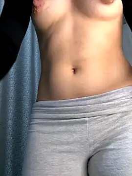 Anonima-Girl online show from 5, 12, 2025