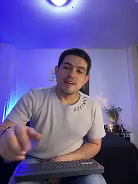 williamsmiiths16 online show from 29, 3, 2026