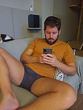 Snapshot of RipMyUnderwear chatting on 3, 5, 2026 RipMyUnderwear online show from 3, 5, 2026