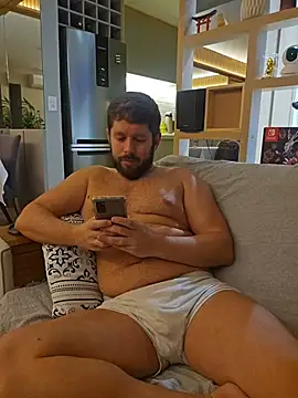 Snapshot of RipMyUnderwear chatting on 8, 5, 2026 RipMyUnderwear online show from 8, 5, 2026