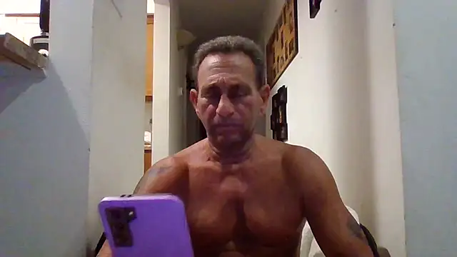 Snapshot of johnnymarino1010 chatting on 26, 7, 2026 johnnymarino1010 online show from 26, 7, 2026