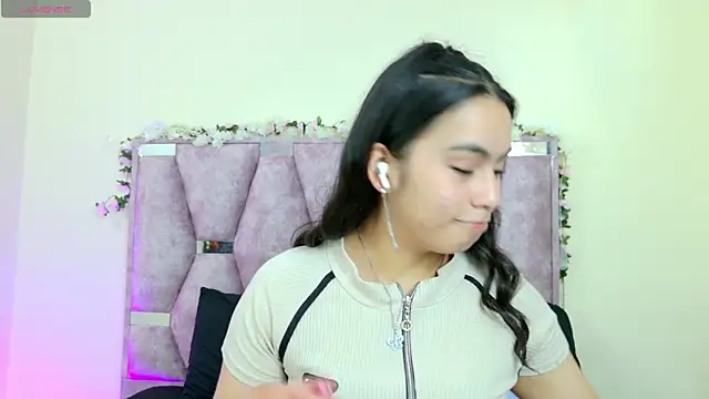 Snapshot of iris_and_damian chatting on 14, 1, 2026 iris and damian online show from 14, 1, 2026