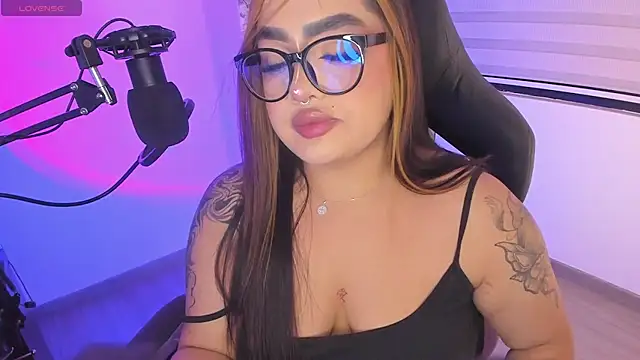 Snapshot of asheryn chatting on 7, 2, 2026 asheryn online show from 7, 2, 2026