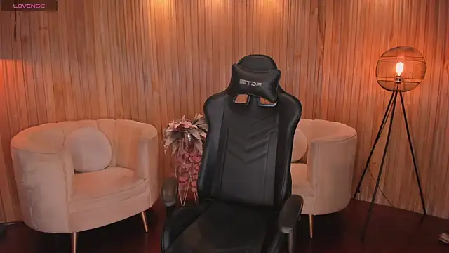 Snapshot of ChloeManson chatting on 10, 2, 2025 ChloeManson online show from 10, 2, 2025