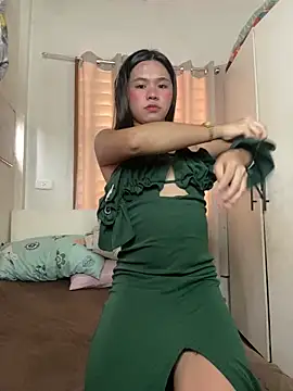 Snapshot of voganmarie chatting on 28, 2, 2026 voganmarie online show from 28, 2, 2026