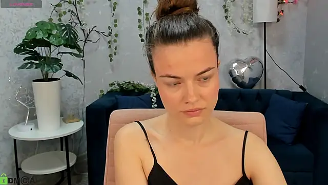 Snapshot of Graceee_ chatting on 18, 7, 2026 Graceee online show from 18, 7, 2026