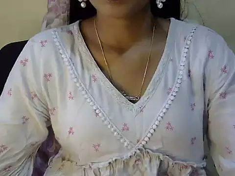 Snapshot of Shab_M chatting on 5, 5, 2026 Shab M online show from 5, 5, 2026